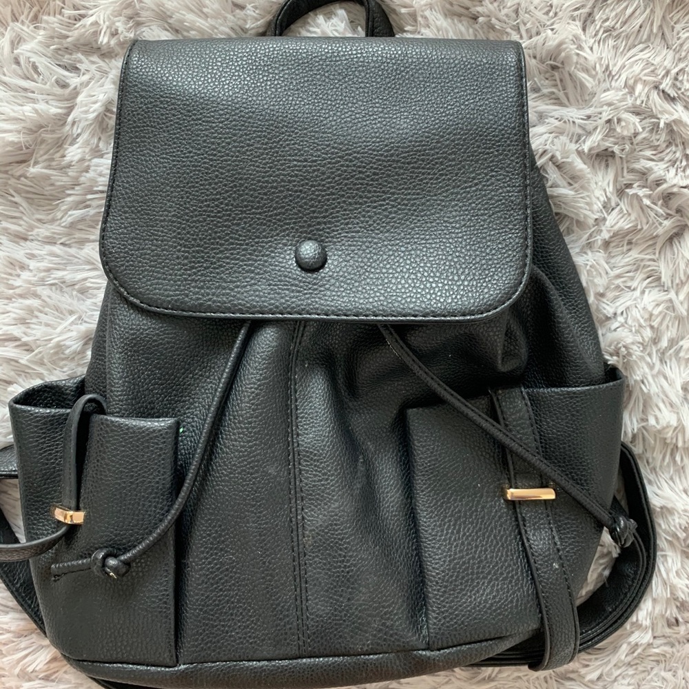 Black leather bag/backpack